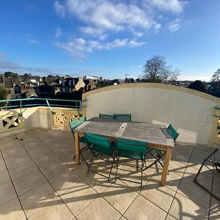 Joli Toit Terrasse Le Celtic